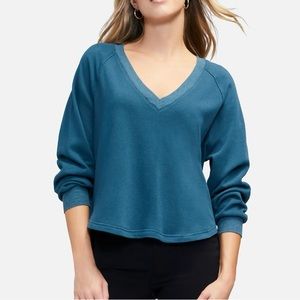 Wildfox Victoria Pullover in Reflecting Pond - Size Large | $108
